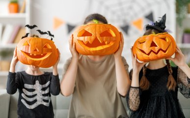 7 tipov, ako vyčarovať vydarený Halloween pre deti aj dospelých