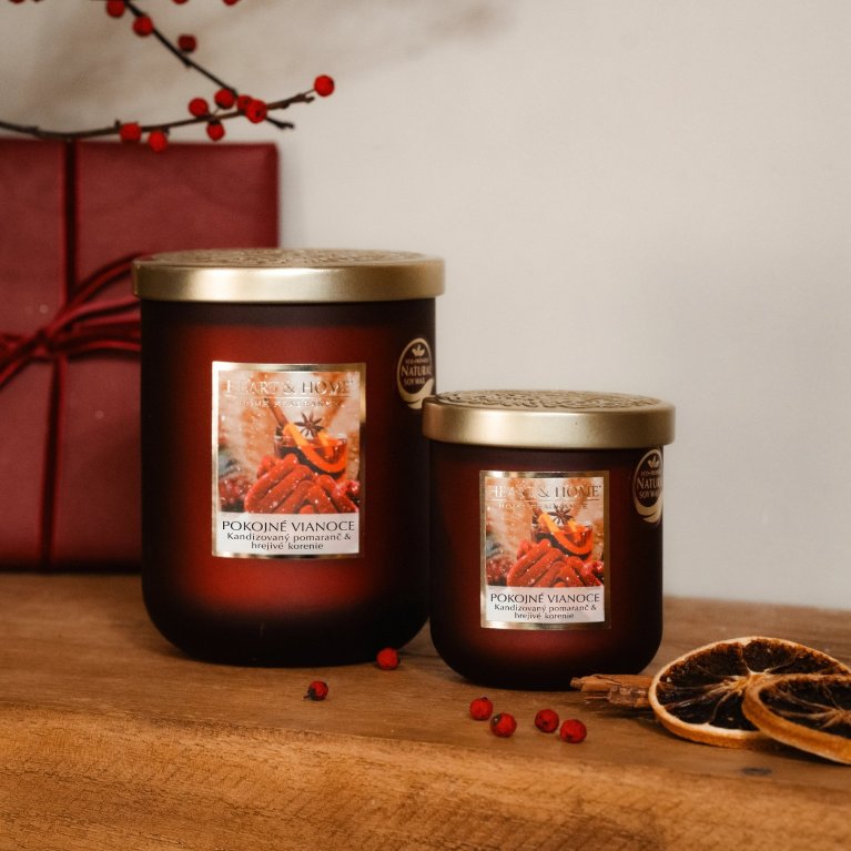                             Luxusné stredné vonné sviečky Heart &amp; Home 110g                        