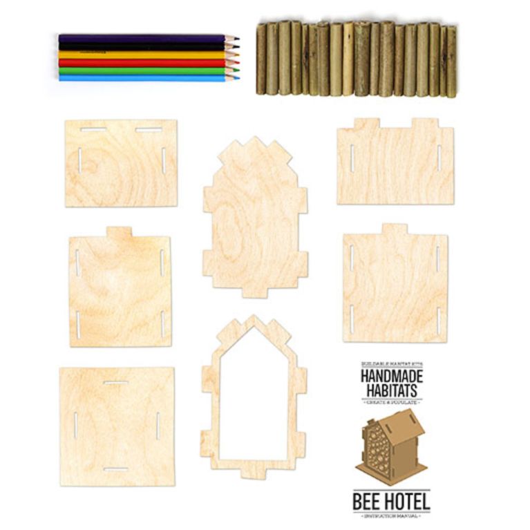                             DIY Včelí hotel                        